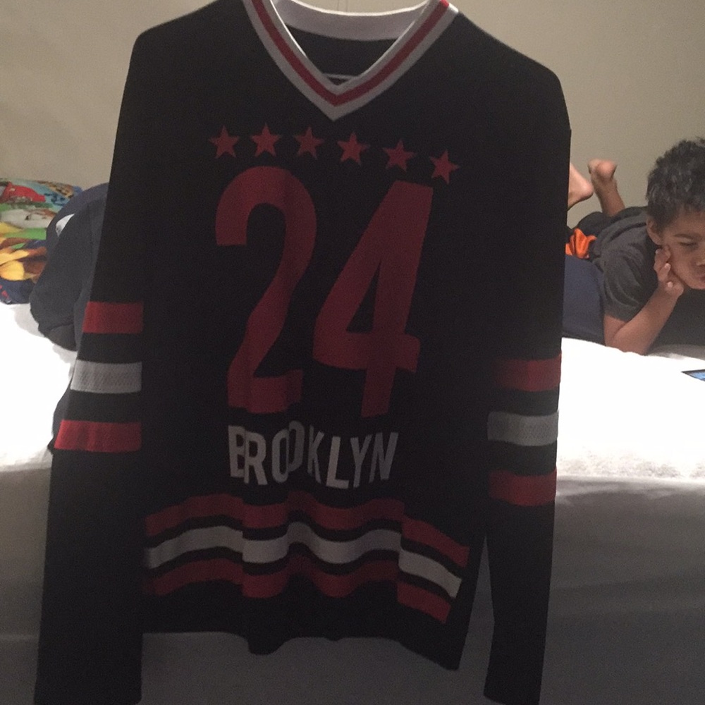 Carbon brand long sleeve